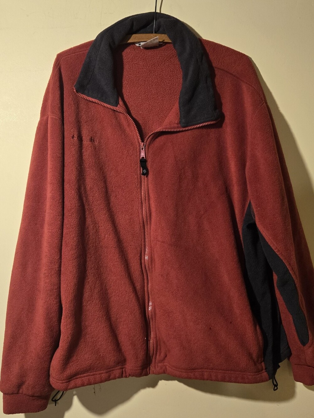 Men's Columbia Burnt Orange Fleece Full-Zip Jacket with Black Accents.